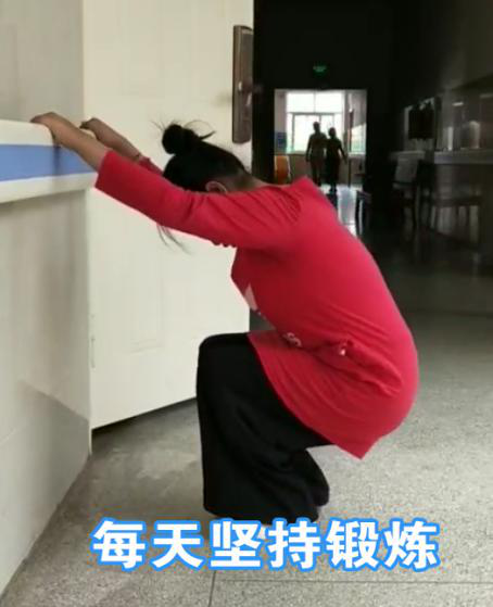 13歲女孩自幼患“腦癱”，行動(dòng)受阻，經(jīng)系統(tǒng)康復(fù)治療能獨(dú)立步行！