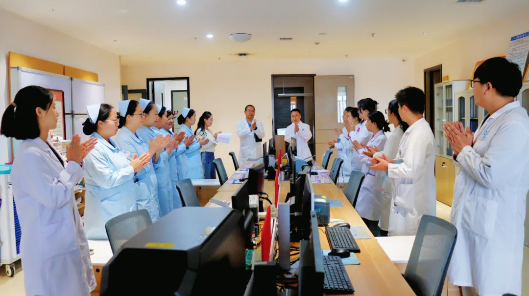 重磅喜訊丨資深腫瘤專家孟健華主任受聘任保山安利醫(yī)院腫瘤科主任！